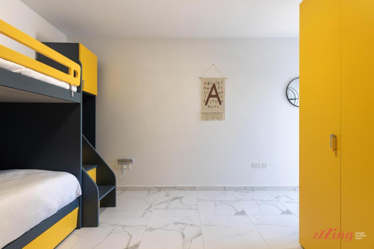 A Stunning Apartment With Spectacular Sea Views セント・ポールズ・ベイ エクステリア 写真