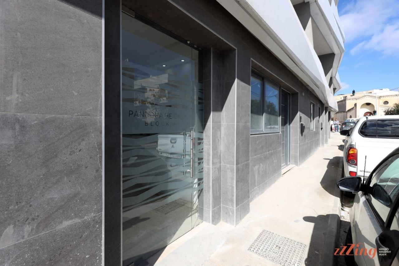 A Stunning Apartment With Spectacular Sea Views セント・ポールズ・ベイ エクステリア 写真