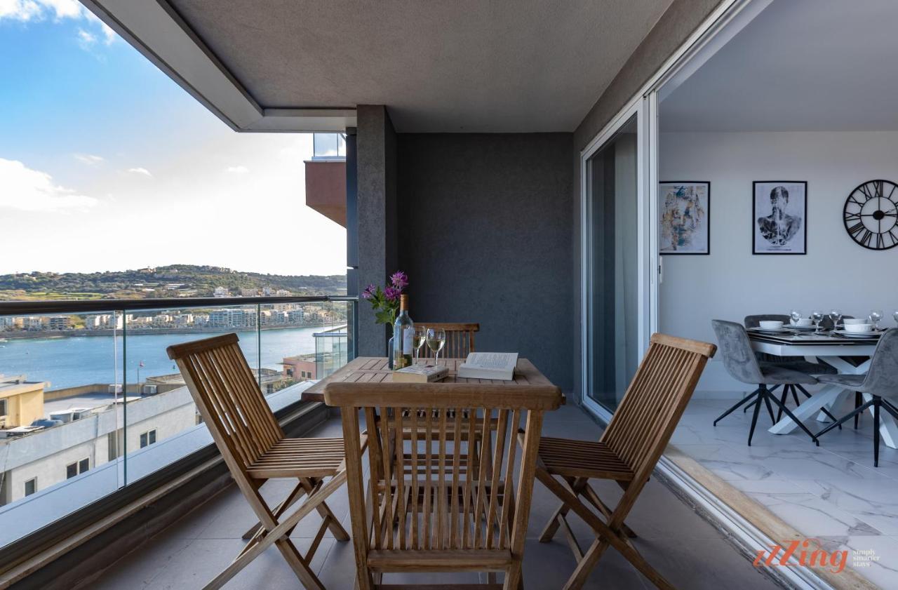 A Stunning Apartment With Spectacular Sea Views セント・ポールズ・ベイ エクステリア 写真